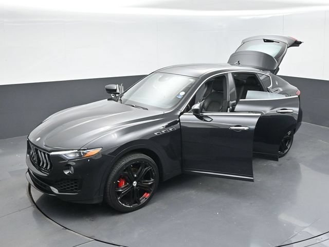 Used 2023 Maserati Levante GT AWD/4WD image 56