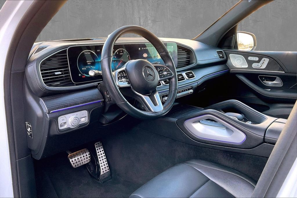 Used 2022 Mercedes-Benz GLS 450 4MATIC image 17