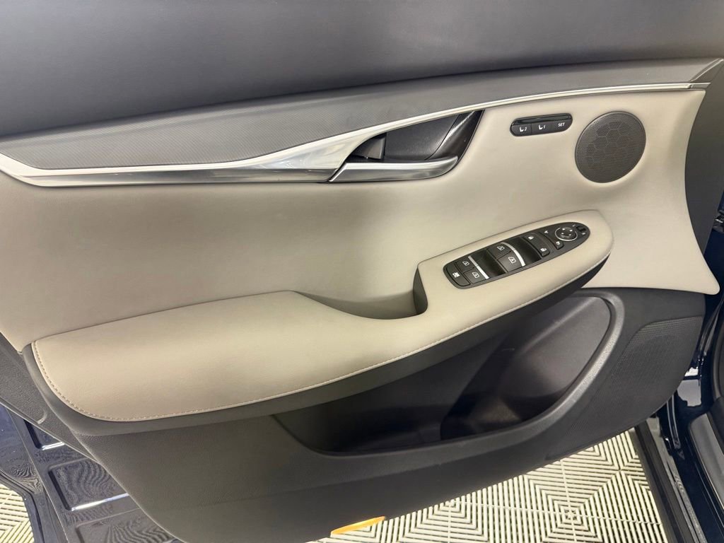 Used 2025 INFINITI QX50 Luxe AWD/4WD image 24
