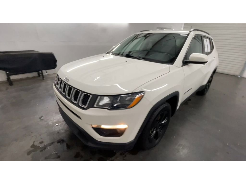 Used 2021 Jeep Compass Latitude image 4
