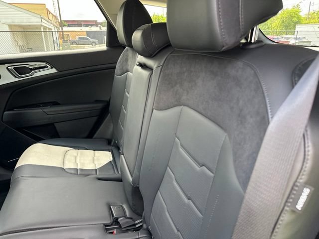 New 2026 Kia Sportage SX FWD image 16