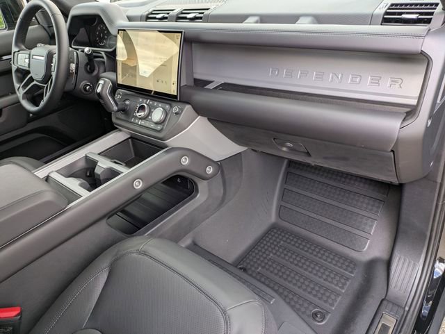 New 2026 Land Rover Defender 130 V8 image 19