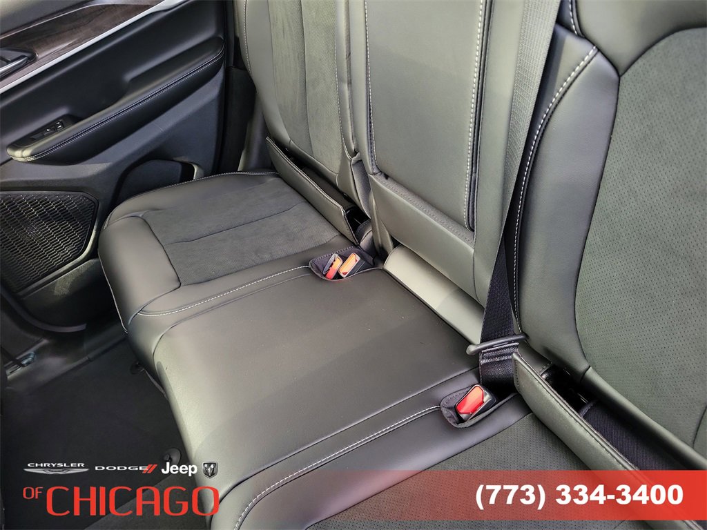 New 2026 Jeep Grand Cherokee Altitude image 12