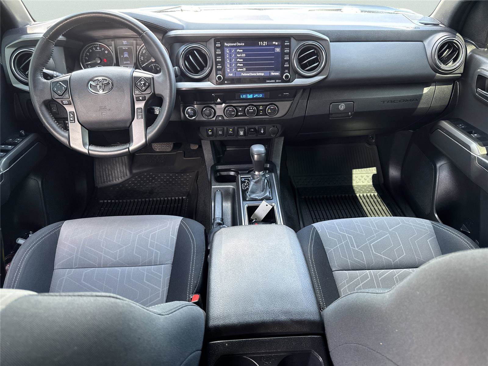 Used 2023 Toyota Tacoma TRD Off-Road w/ Advanced Technology Package AWD/4WD image 13
