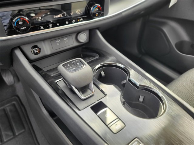 Used 2026 Nissan Rogue SV image 30