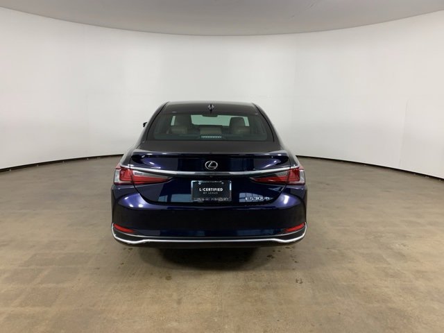 Used 2025 Lexus ES 300h w/ Accessory Package (Z2) image 10