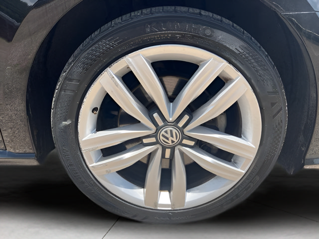 Used 2016 Volkswagen Passat 1.8T FWD image 11