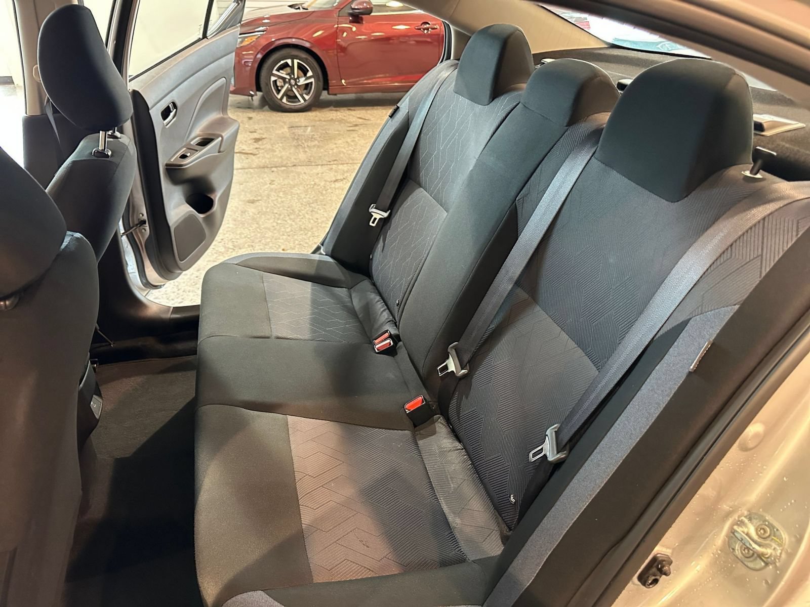 Used 2025 Nissan Versa SV FWD image 38