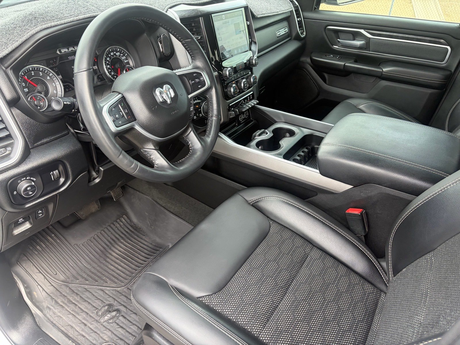 Used 2022 RAM 1500 Big Horn AWD/4WD image 12