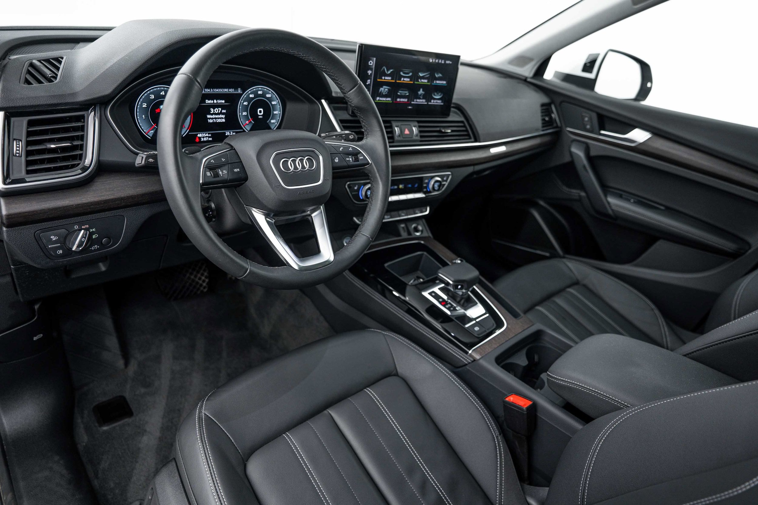 Certified 2024 Audi Q5 2.0T Premium Plus w/ Premium Plus Package AWD/4WD image 8