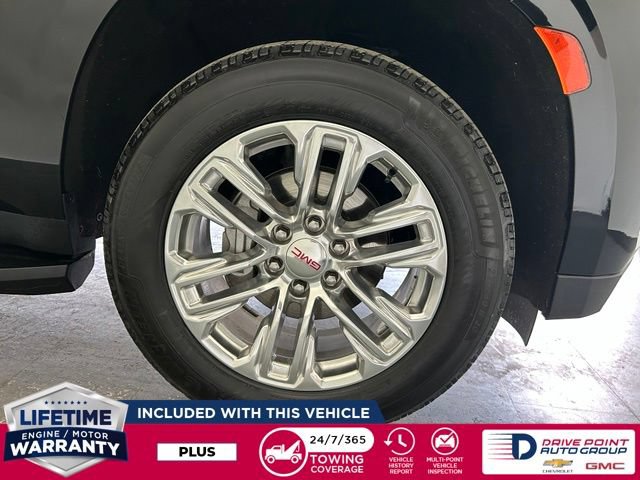 Used 2023 GMC Yukon XL SLT w/ SLT Premium Package AWD/4WD image 13