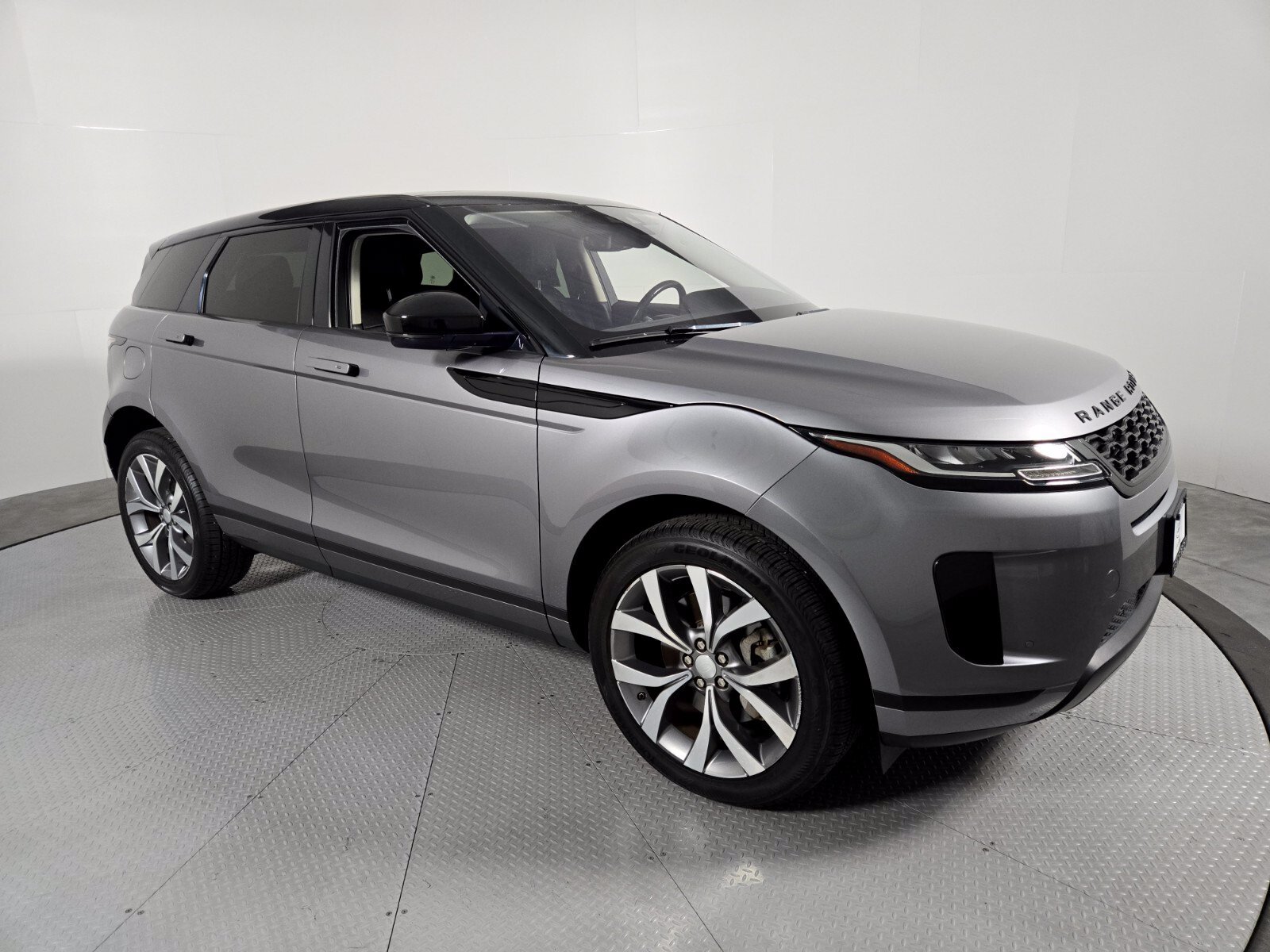 Used 2020 Land Rover Range Rover Evoque S AWD/4WD image 16