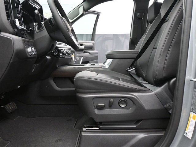 New 2025 GMC Sierra 2500 SLT w/ SLT Premium Package image 10