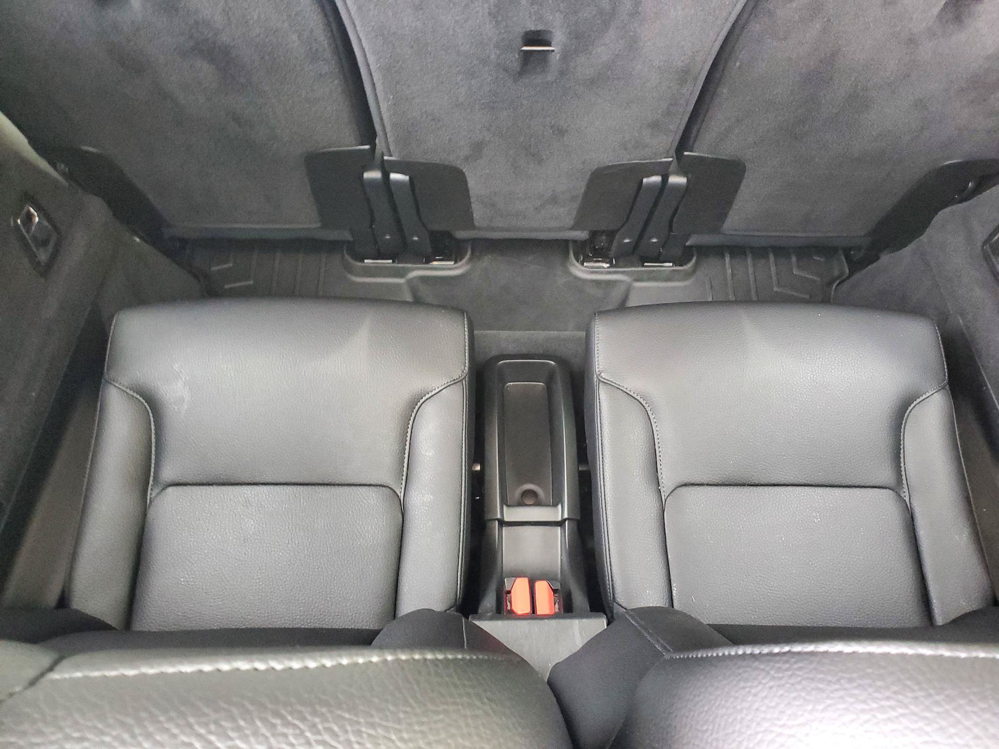 Used 2019 Volvo XC90 T5 Momentum w/ Advanced Package FWD image 11
