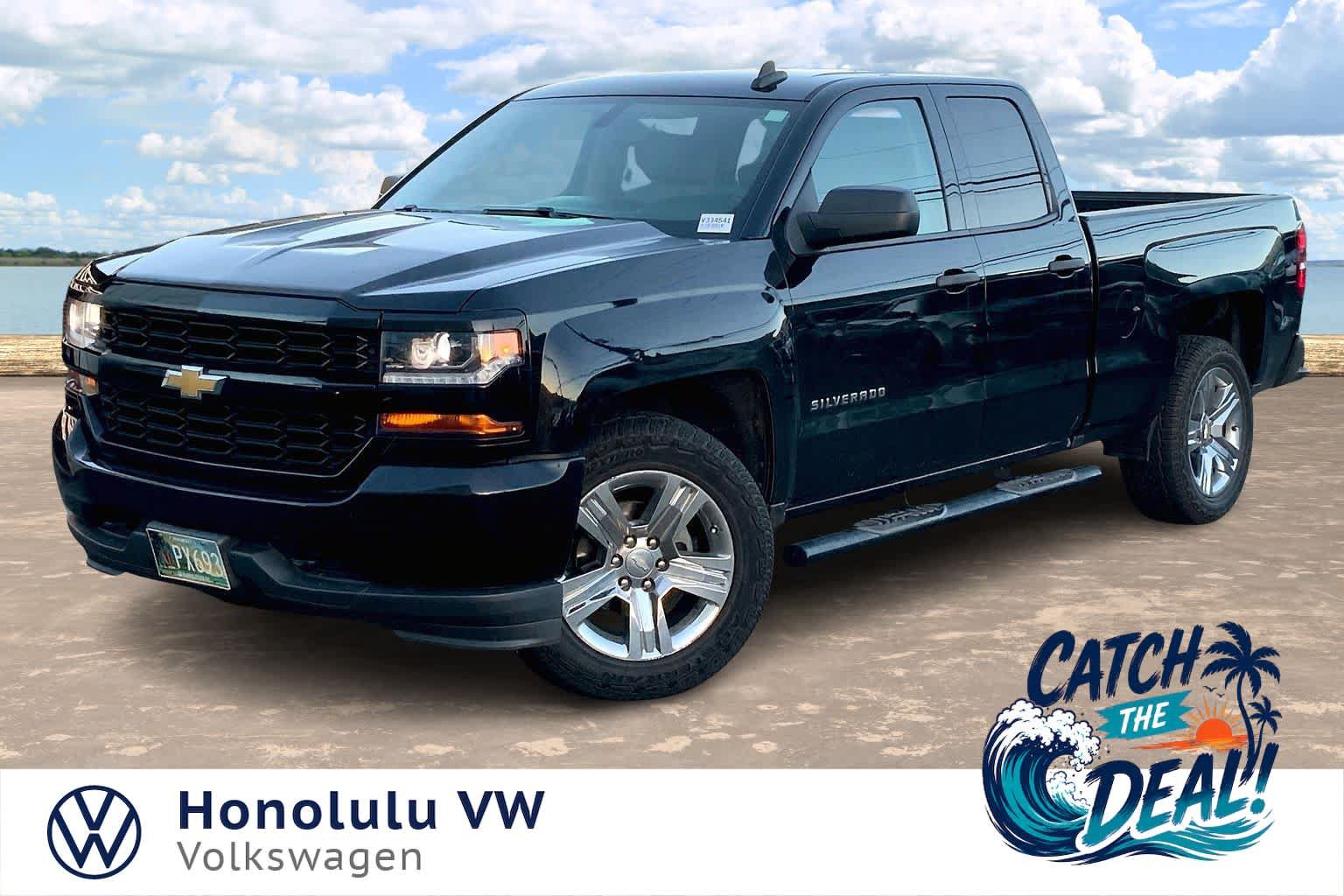 Used 2018 Chevrolet Silverado 1500 Custom w/ Custom Value Package RWD image 1