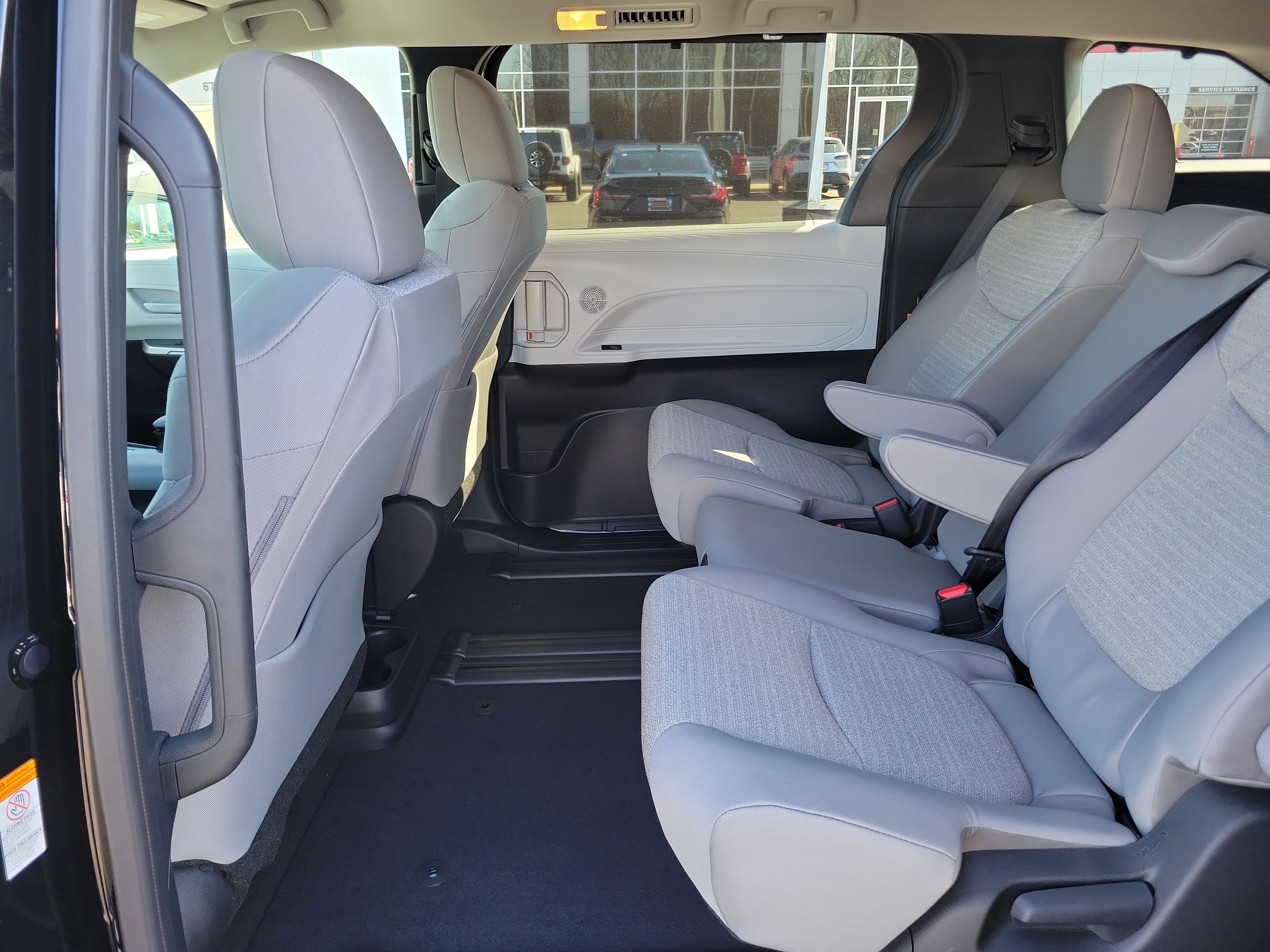 New 2026 Toyota Sienna LE image 21