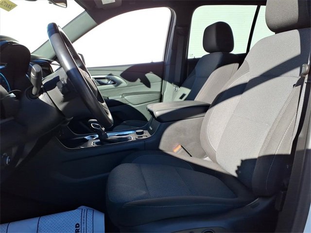 Certified 2022 Chevrolet Traverse LT w/ LPO, Floor Liner Package image 16