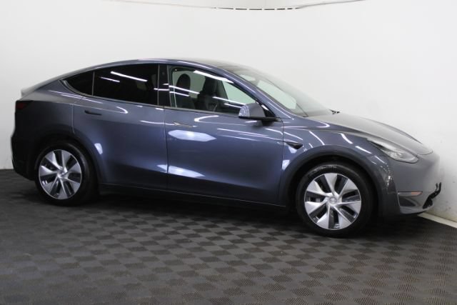 Used 2021 Tesla Model Y Long Range AWD/4WD image 4