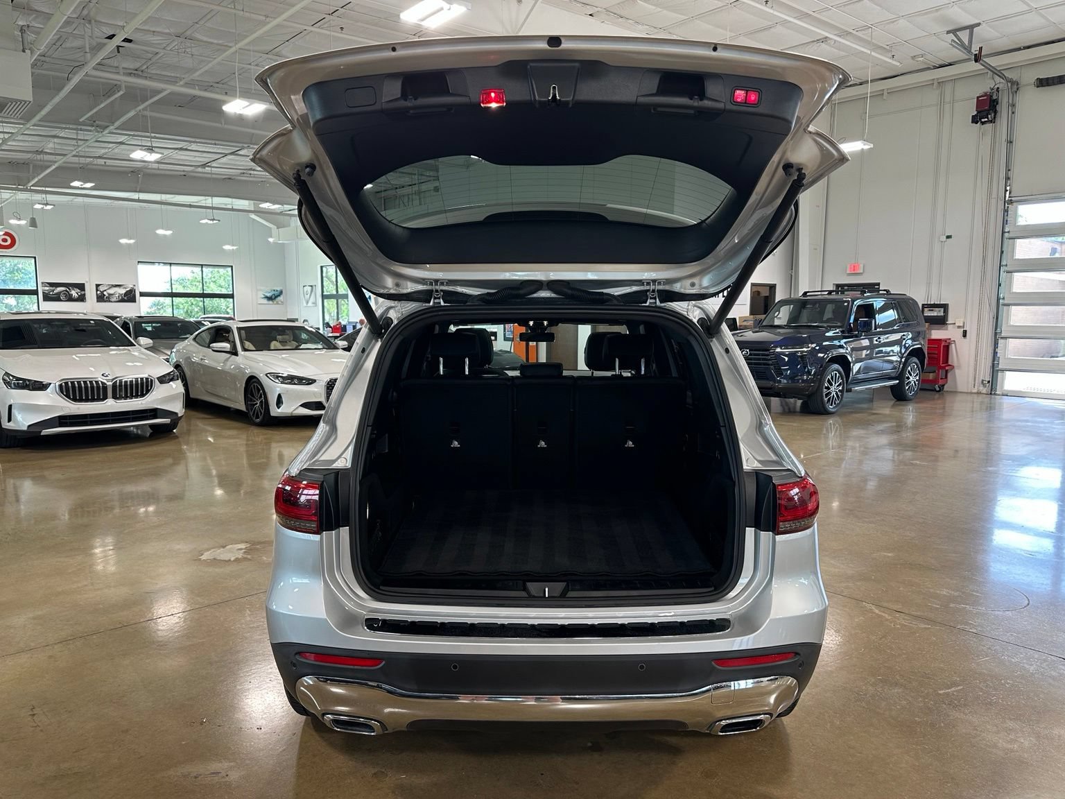 Used 2021 Mercedes-Benz GLB 250 image 43