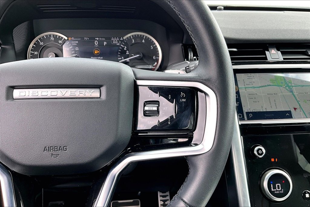 Certified 2023 Land Rover Discovery Sport SE R-Dynamic AWD/4WD image 12
