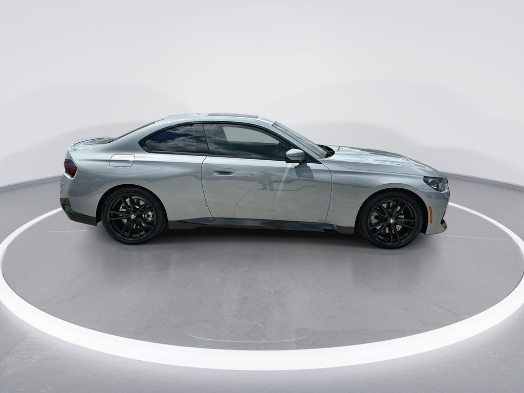 Used 2024 BMW 230i Coupe w/ M Sport Package image 9
