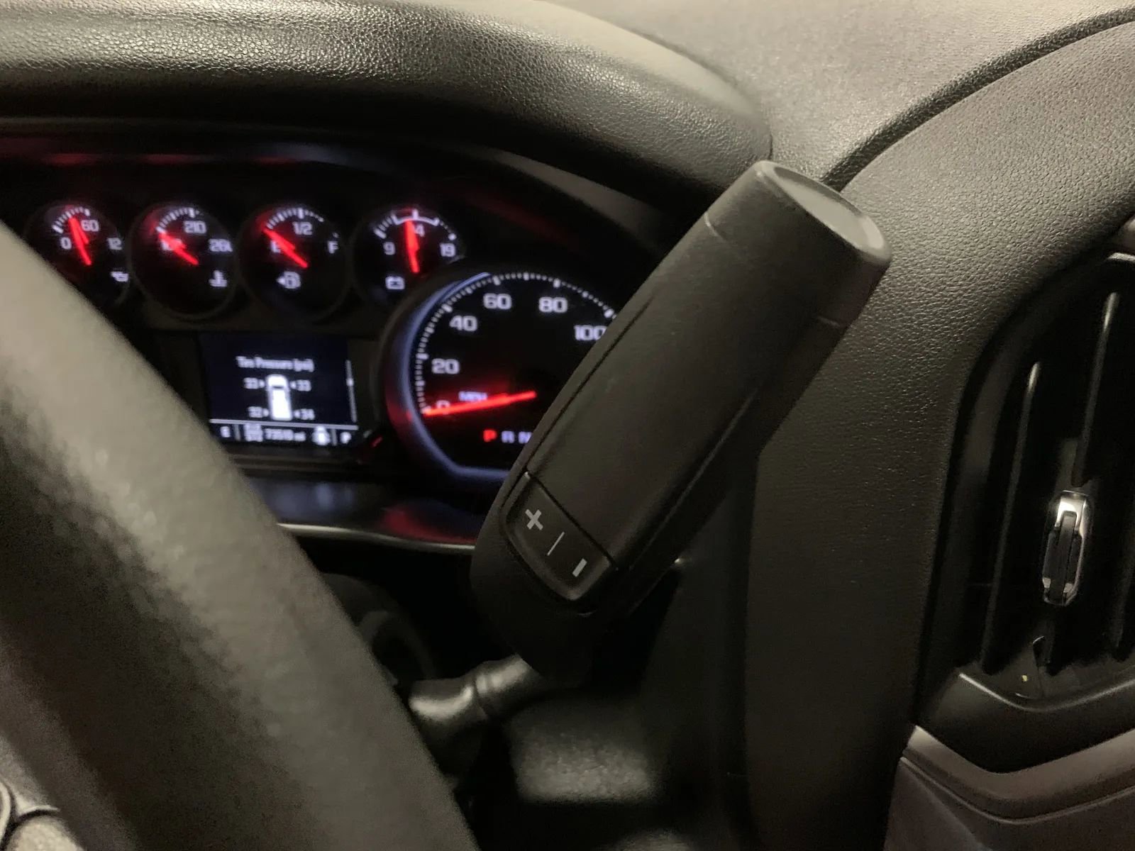 Used 2020 Chevrolet Silverado 1500 Custom w/ Custom Value Package image 26