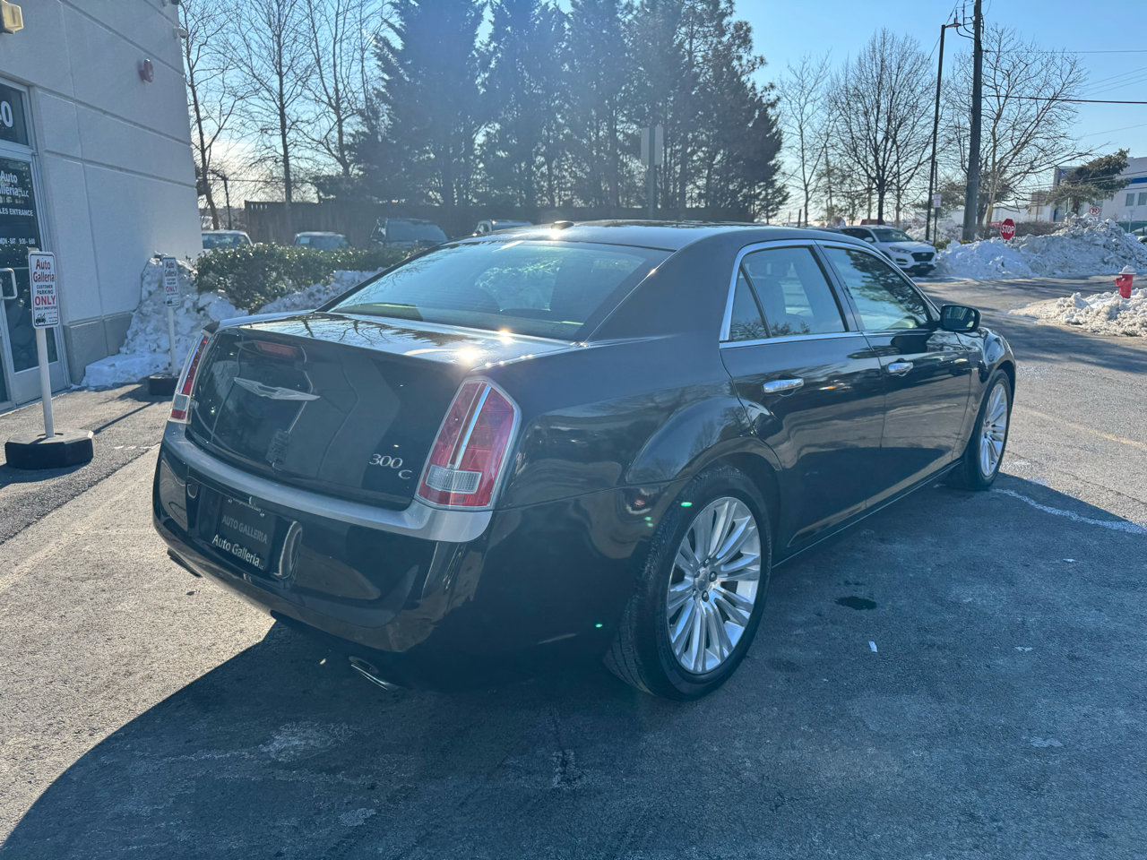 Used 2013 Chrysler 300 C w/ Beats Audio Group image 5