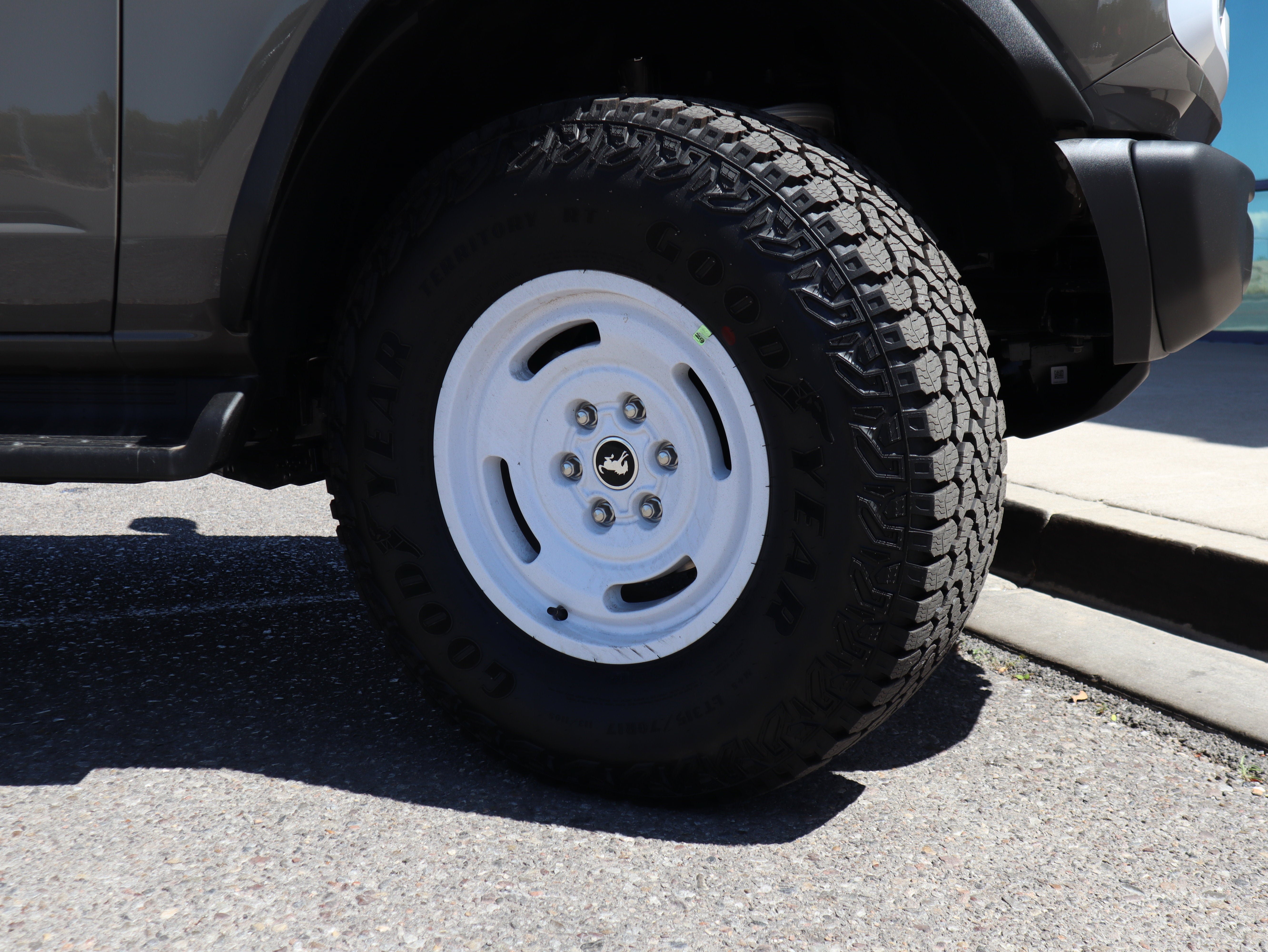 New 2026 Ford Bronco Heritage Edition AWD/4WD image 13
