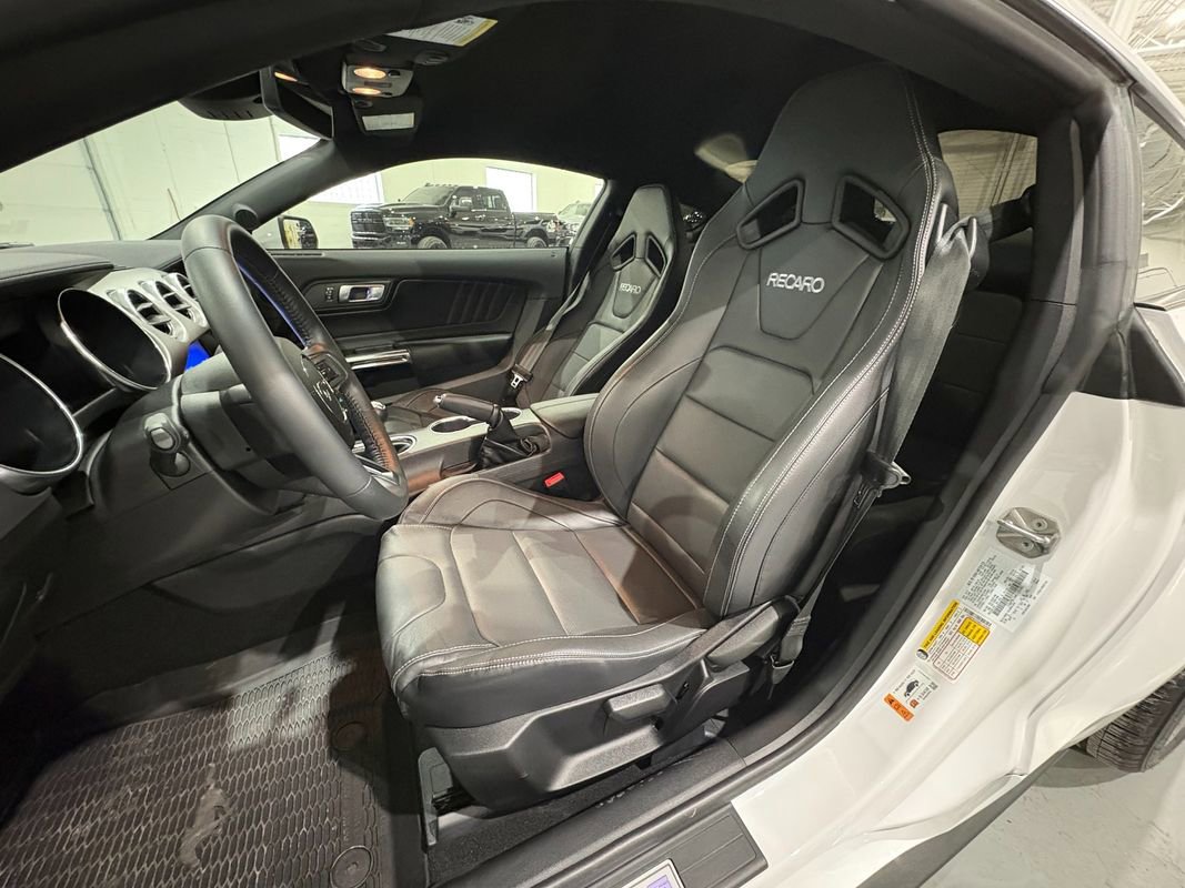 Used 2021 Ford Mustang GT Premium image 9