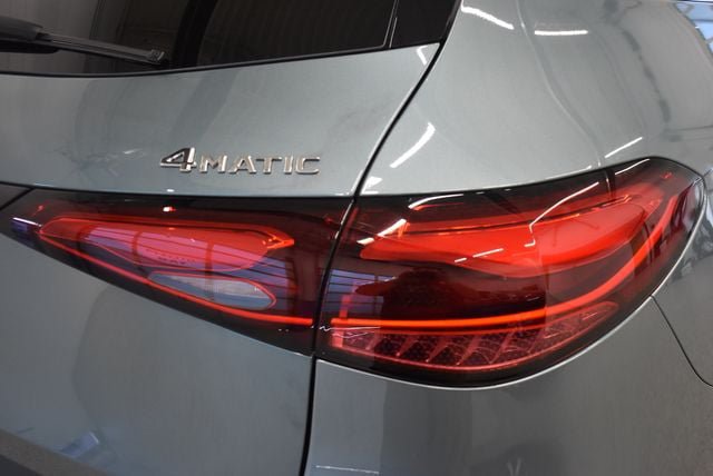 New 2026 Mercedes-Benz GLC 300 4MATIC image 12