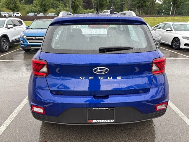 Certified 2023 Hyundai Venue SEL w/ Cargo Package FWD image 4
