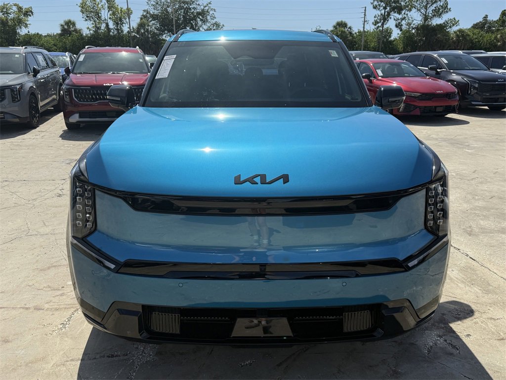 New 2026 Kia EV9 Land w/ Nightfall Edition Package image 3