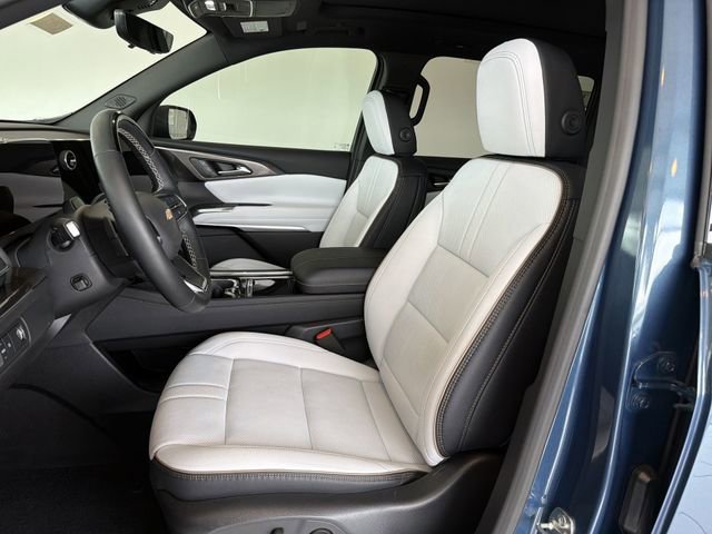 Certified 2026 Chevrolet Traverse High Country w/ LPO, Floor Liner Package FWD image 22