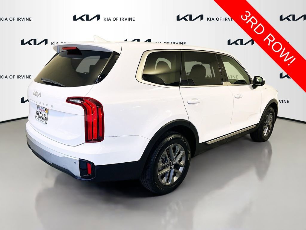 Certified 2024 Kia Telluride LX FWD image 8