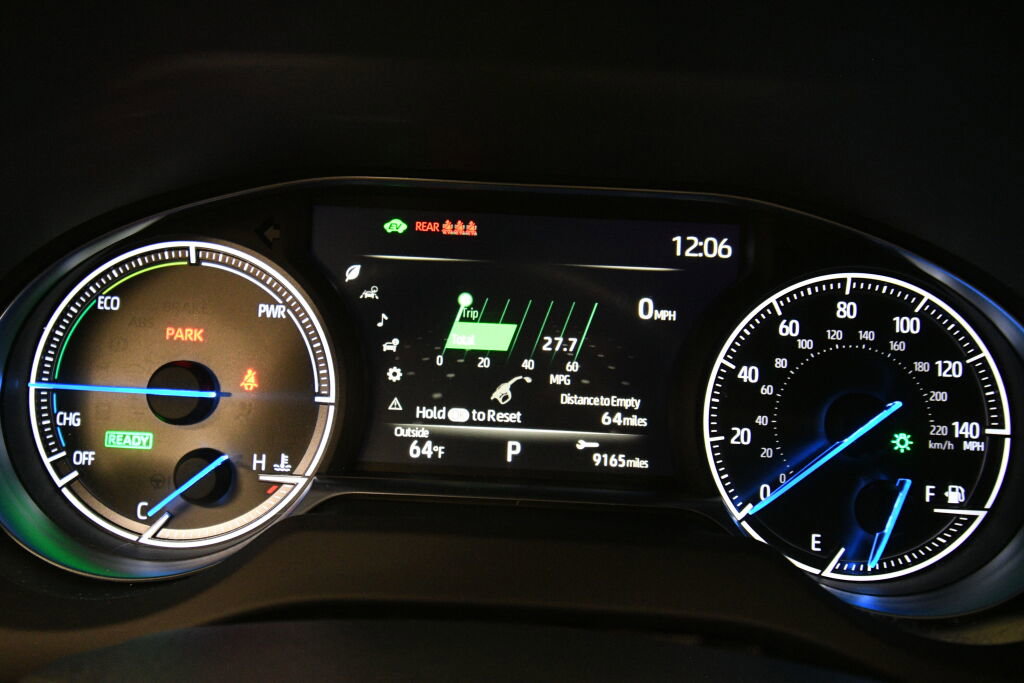 Used 2021 Toyota Venza XLE w/ Softex Package image 14