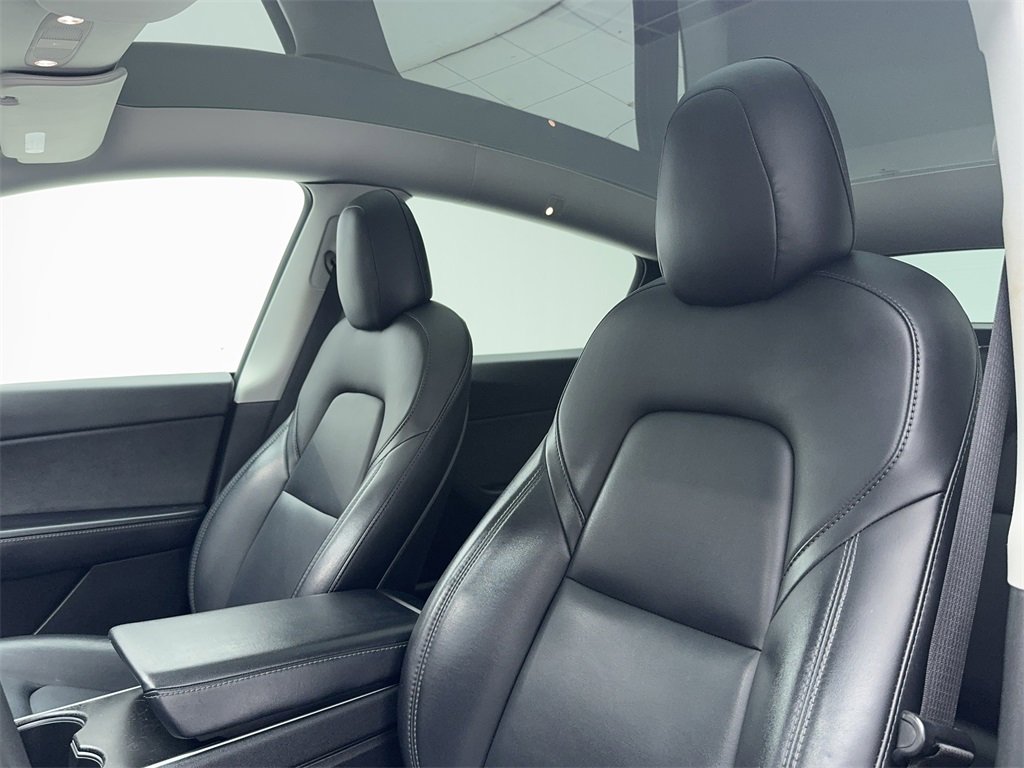 Used 2021 Tesla Model Y Long Range image 39