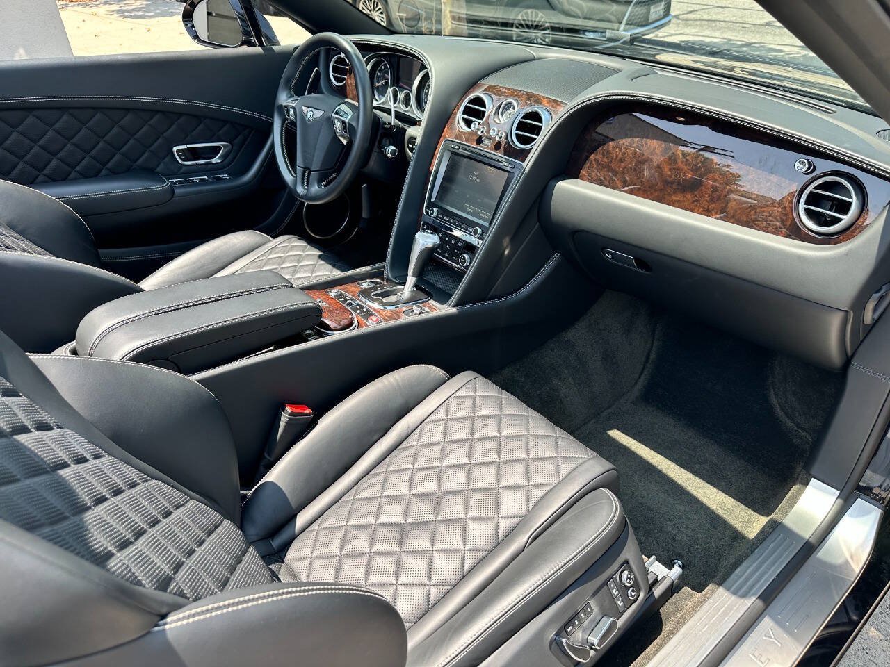 Used 2016 Bentley Continental GT AWD/4WD image 32