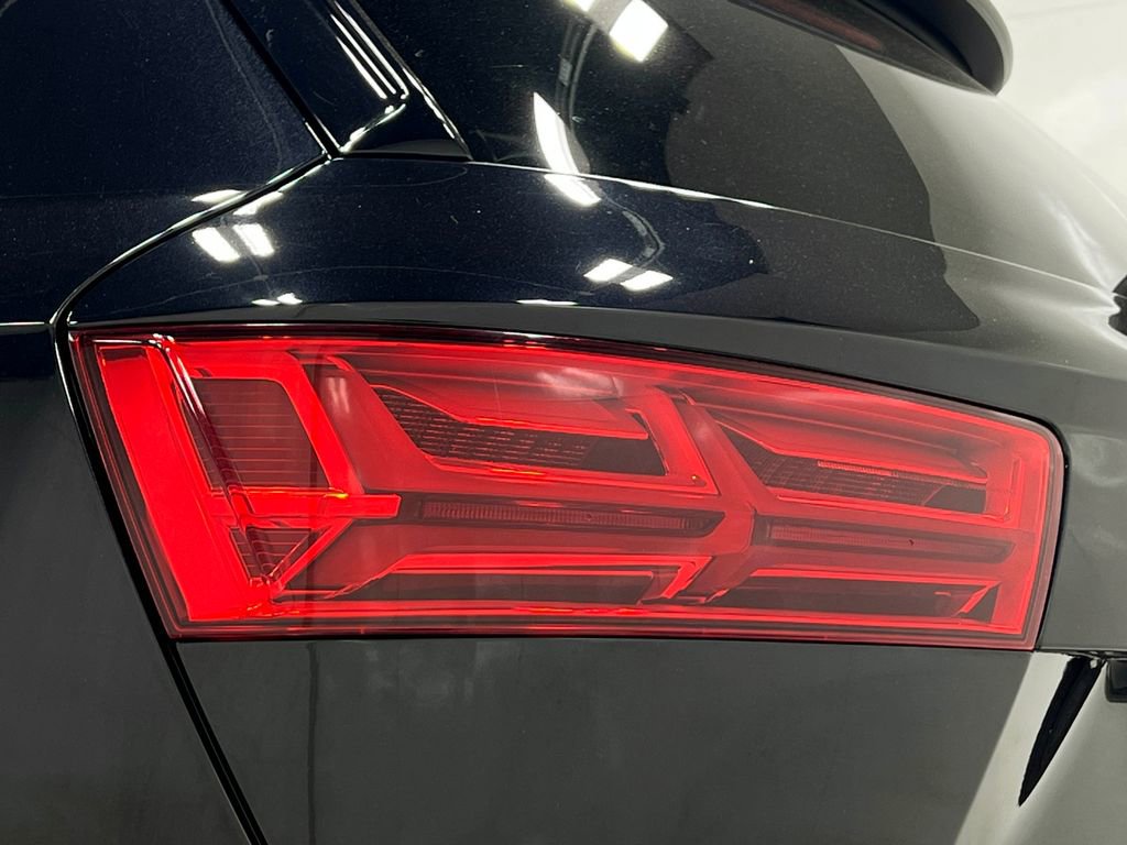 Used 2017 Audi Q7 3.0T Prestige w/ Prestige Package AWD/4WD image 42