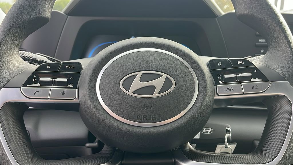 New 2026 Hyundai Elantra SE image 22