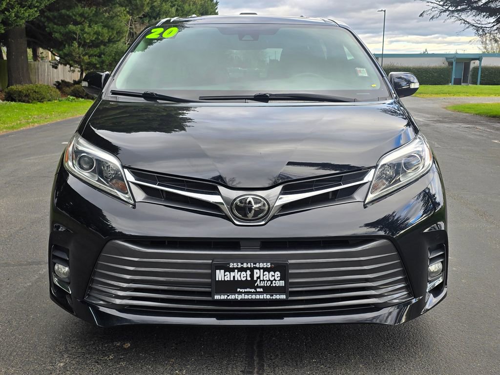 Used 2020 Toyota Sienna Limited image 9