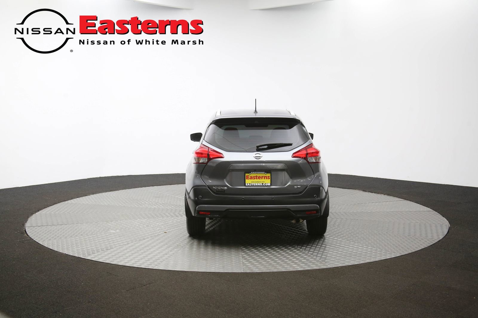 Used 2020 Nissan Kicks SR image 86