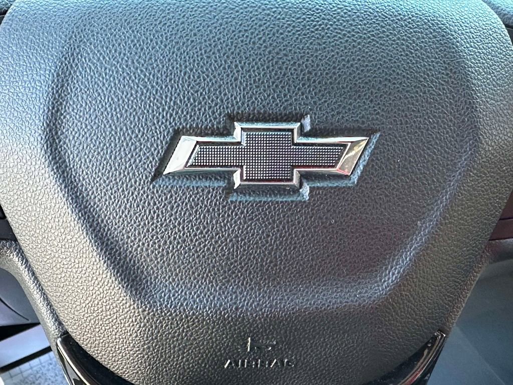 Used 2024 Chevrolet Trax RS w/ Driver Confidence Package FWD image 31