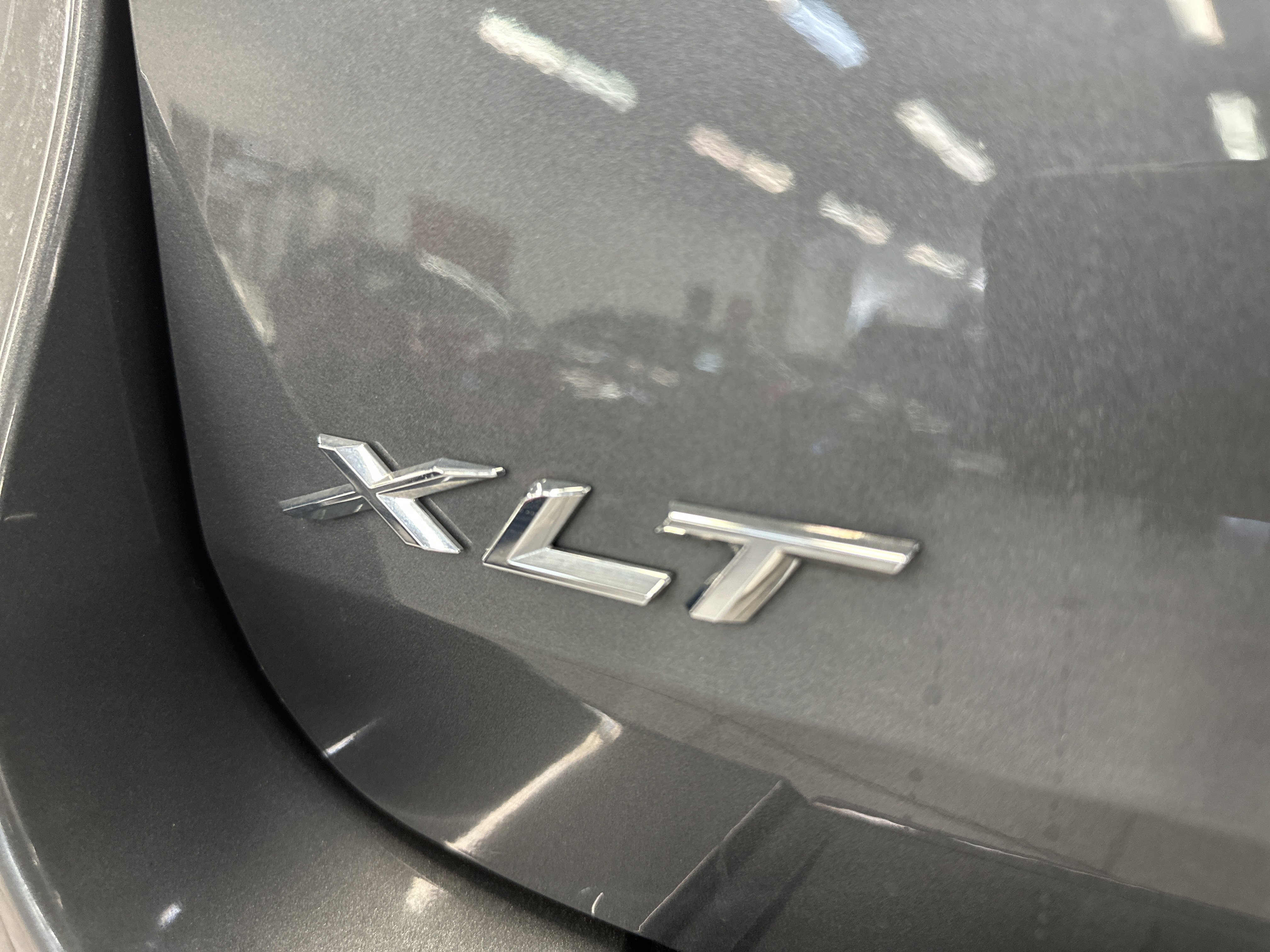 Certified 2022 Ford Explorer XLT w/ Equipment Group 202A image 11