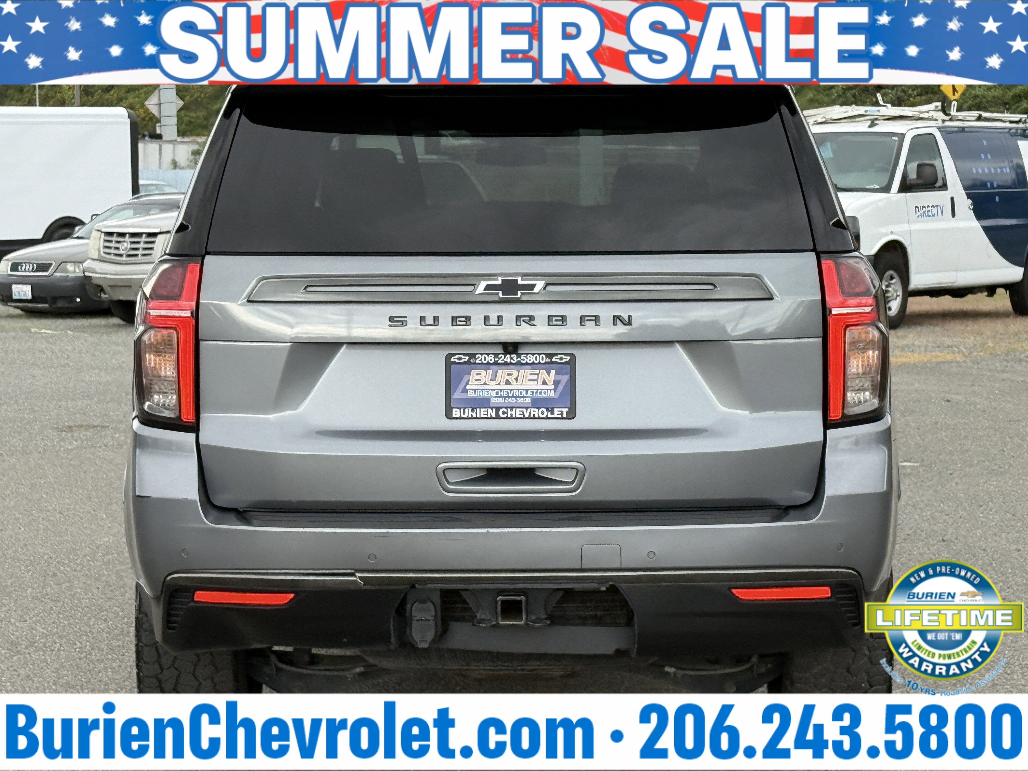 Used 2022 Chevrolet Suburban Z71 w/ Luxury Package AWD/4WD image 4