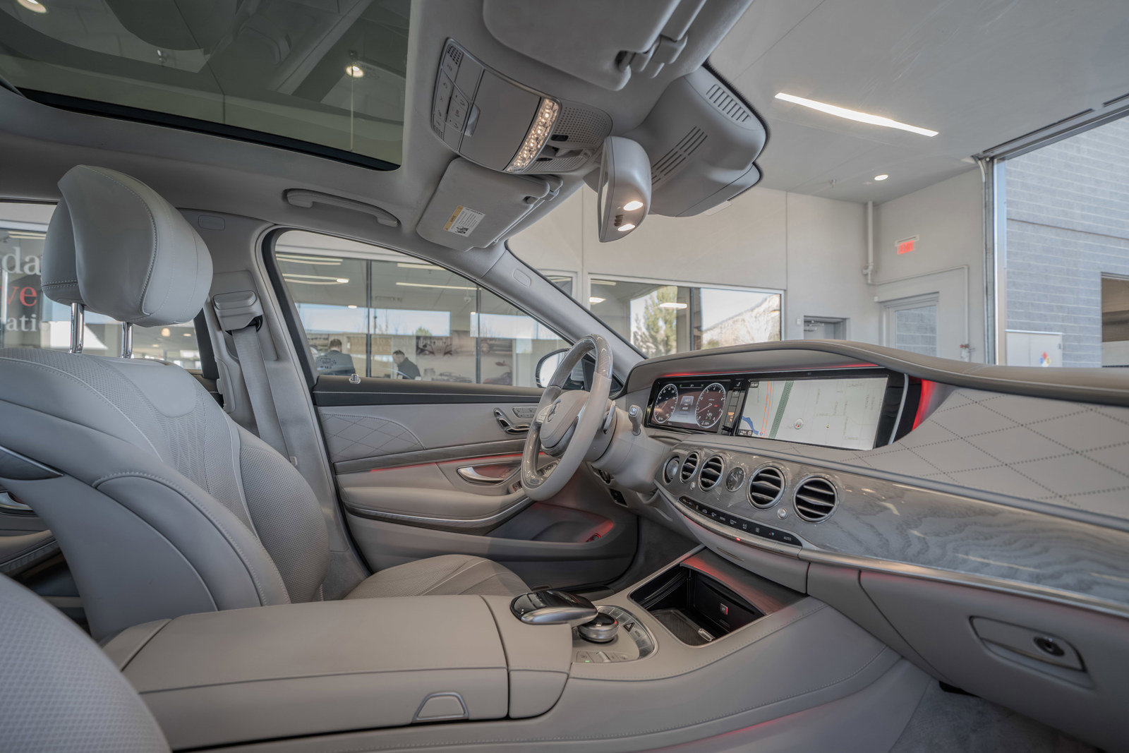 Used 2015 Mercedes-Benz S 550 Sedan image 17