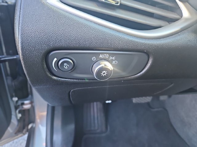 Used 2024 Chevrolet Malibu LT FWD image 18