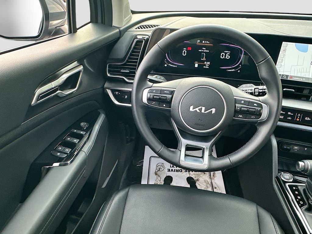 Certified 2025 Kia Sportage EX image 22