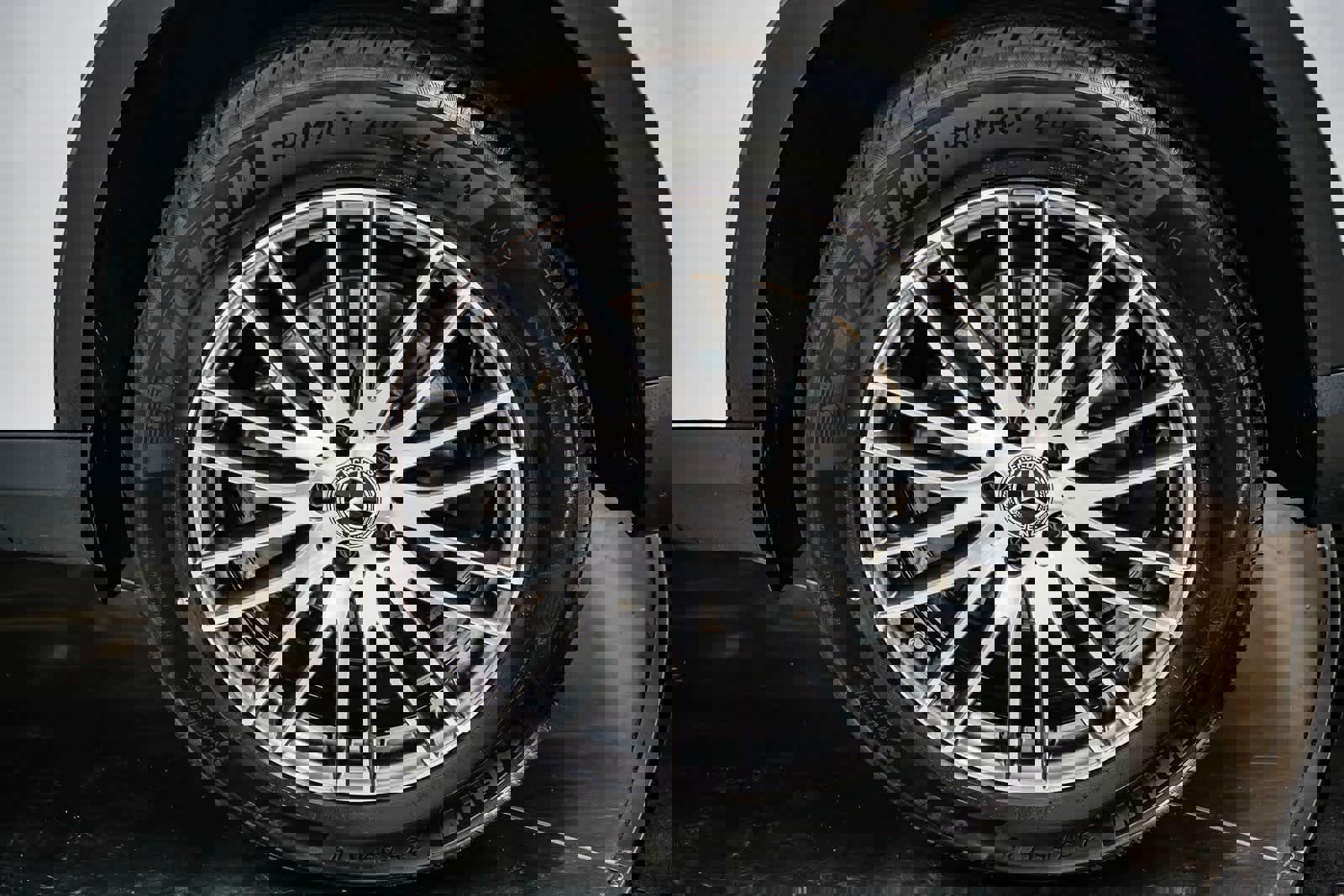 Used 2025 Mercedes-Benz GLC 300 image 10