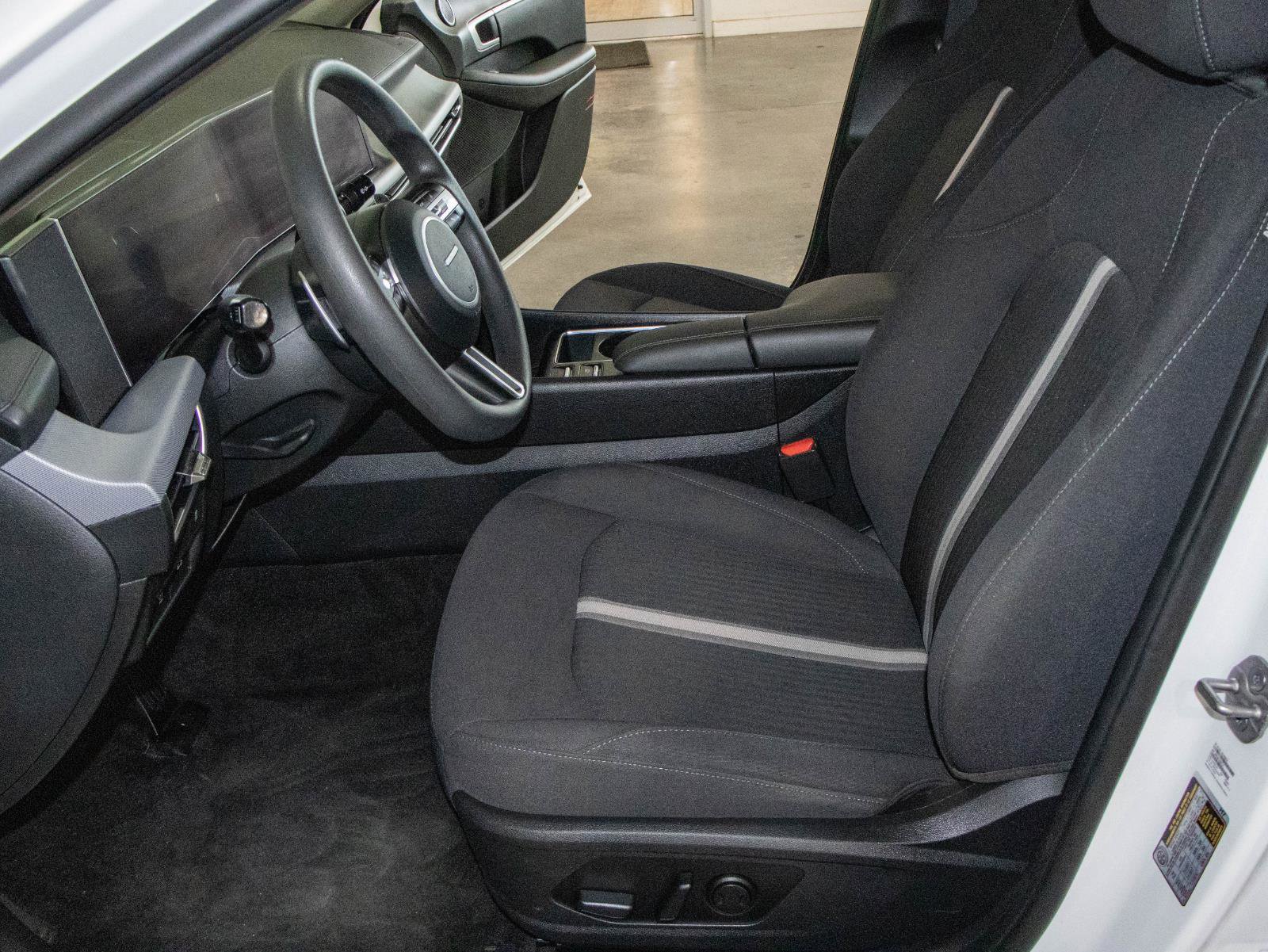 Used 2025 Hyundai Sonata SEL image 7