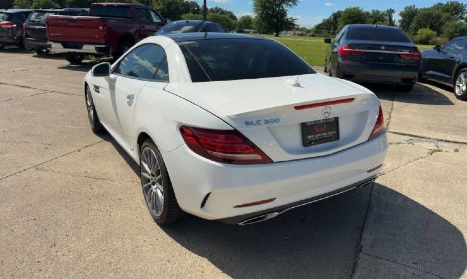 Used 2019 Mercedes-Benz SLC 300 image 3